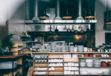 Jak rozwijać zaplecze gastronomiczne wraz ze wzrostem lokalu?