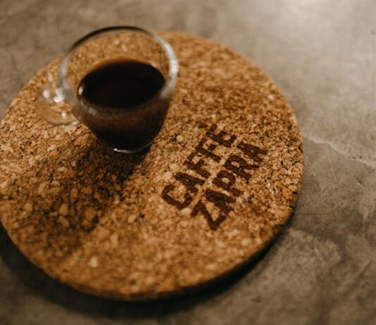 Kawa po kubańsku (Café Cubano) – jak uzyskać gęstą piankę espumita z ciemno palonych ziaren?
